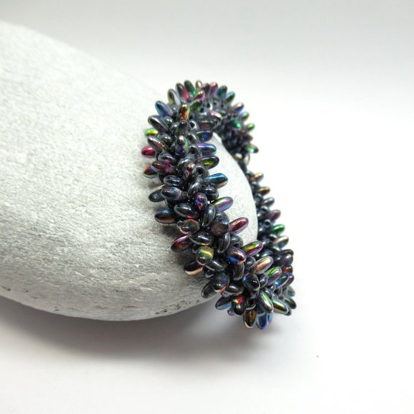 Hand woven Spiky bracelet - Picture 2 of 10